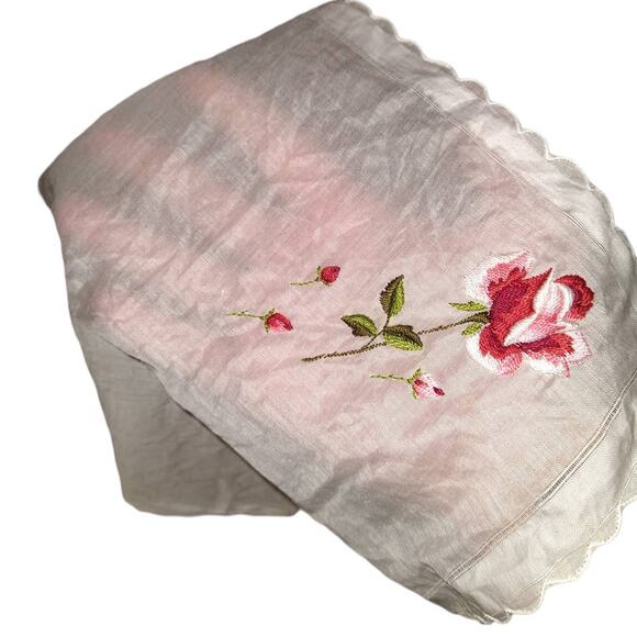 Vintage White Handkerchief with Embroidered Red Rose Scalloped Edge Sheer Hanky - Picture 3 of 3
